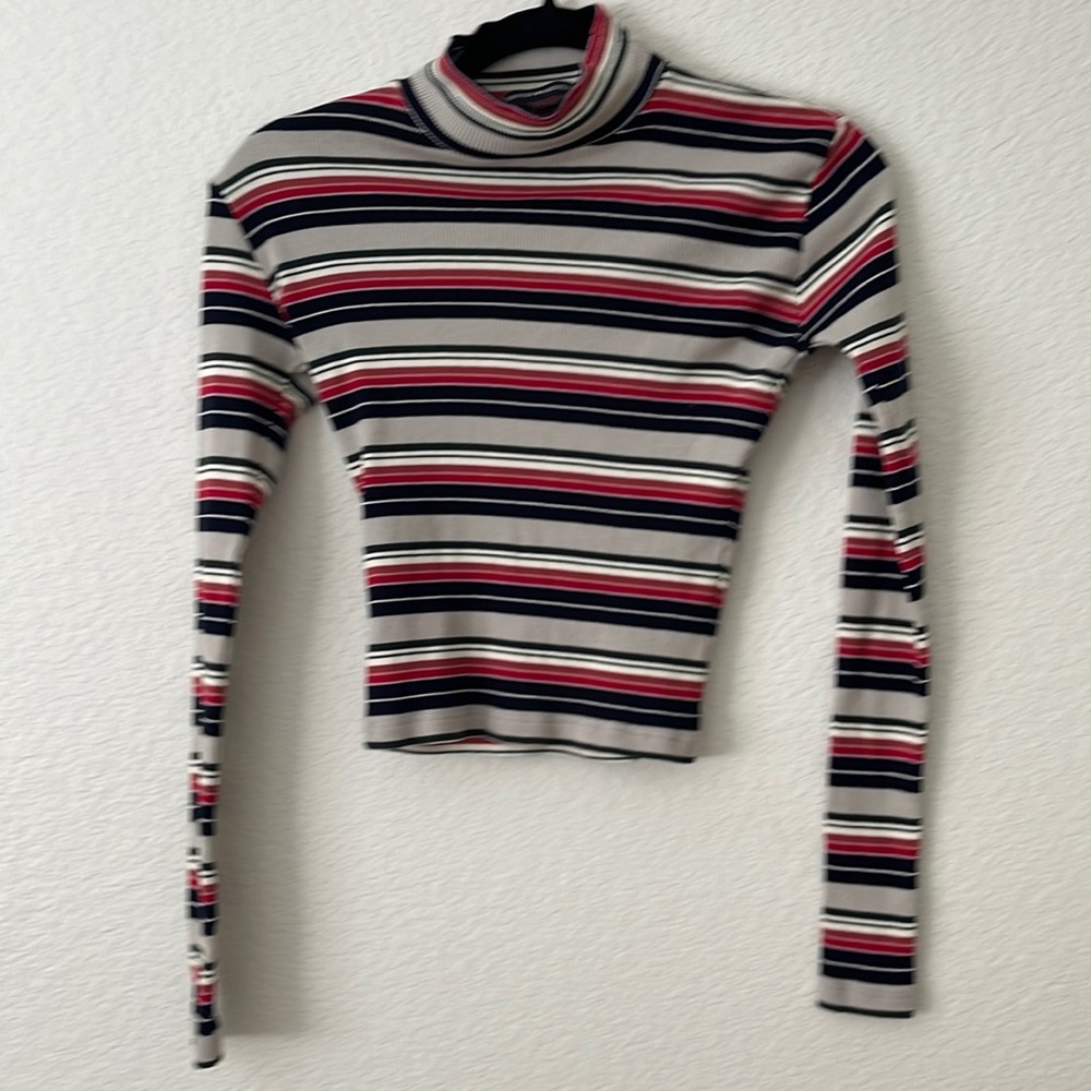 EUC - Brandy Melville - Striped Long Cleve